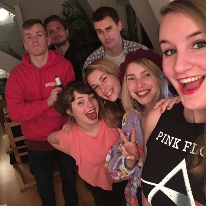 Lotte tijdens haar stage in Bristol